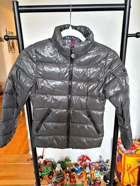 Moncler boys Gray Puffer Jacket Size 8